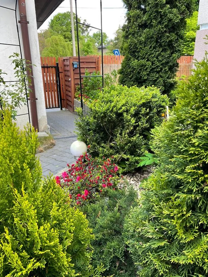 Apartament2 Tri-City Oliwa Ogrod, Prywatne Wejscie Gdaňsk